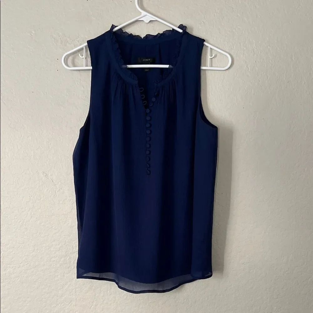 Like New! J. Crew 100% Silk Navy Sleeveless Blouse in Size 6
